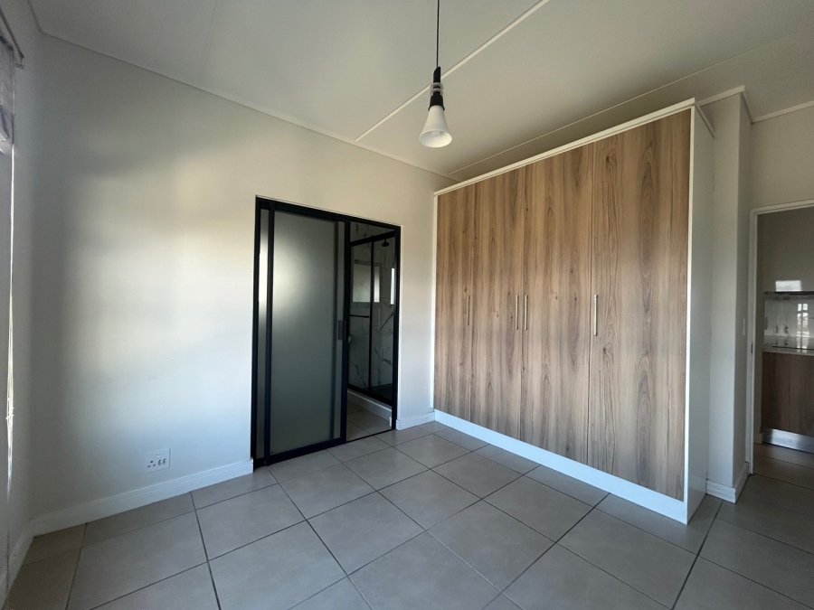 To Let 2 Bedroom Property for Rent in Sandown Western Cape